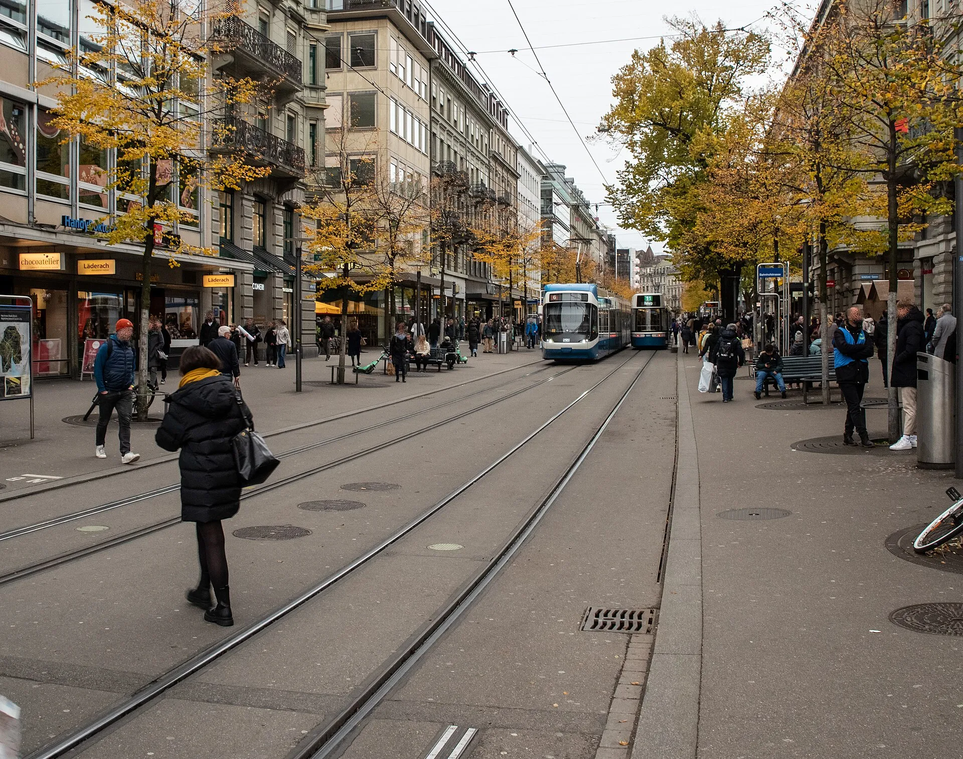 Tram sulla Bahnhofstrasse a Zurigo