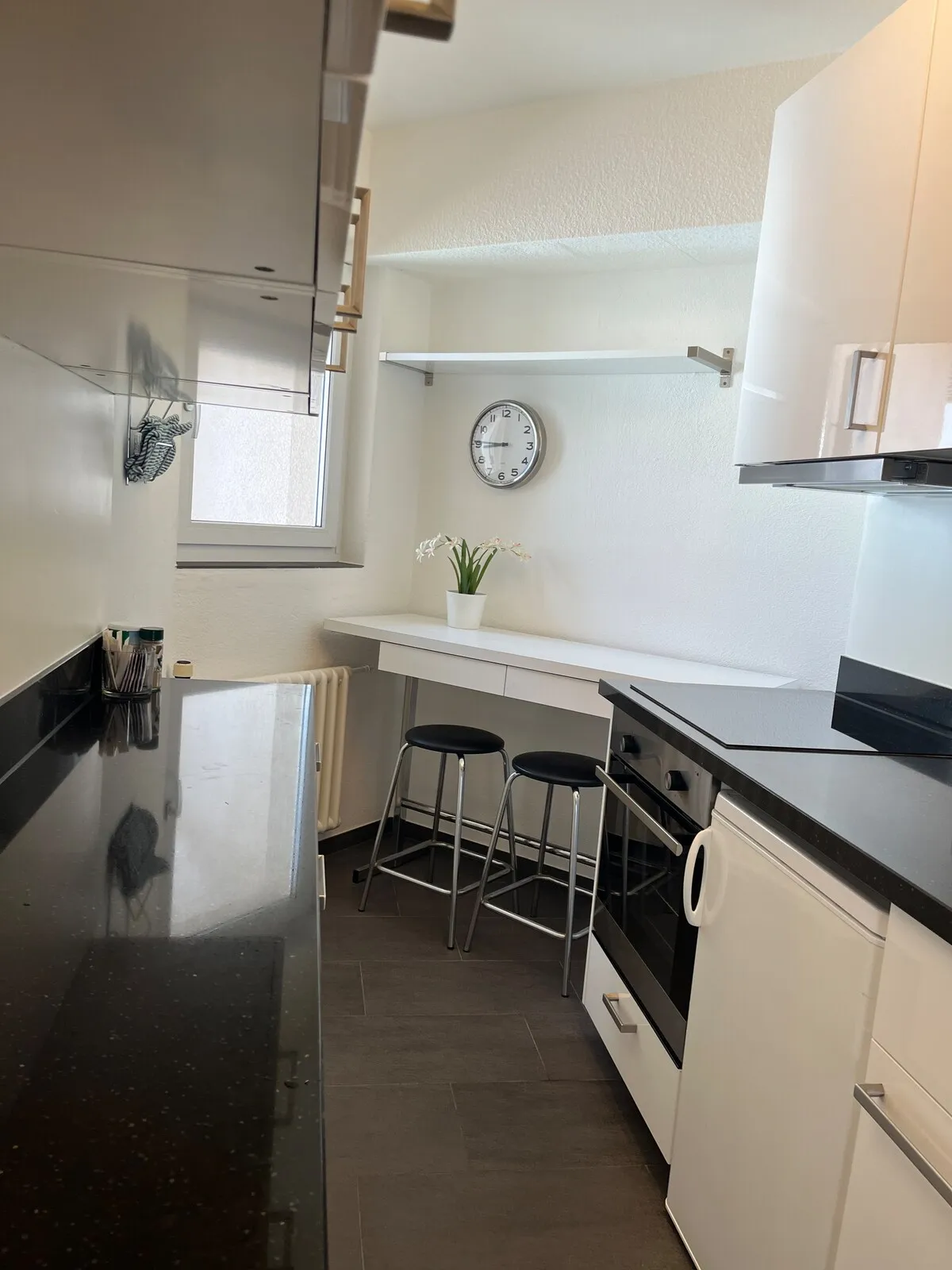 Möblierte 2-Zimmer-Wohnung Binz – Bild 8: möbliertes 2-Zimmer-Wohnung, 60 m², Binz, Kreis 3, Zürich