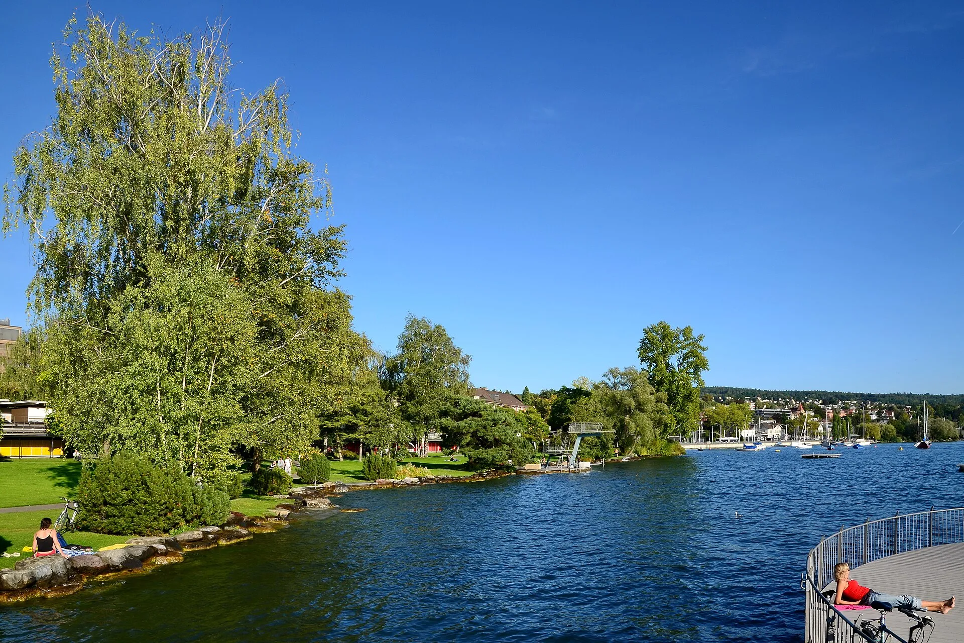 Lido Tiefenbrunnen sul lago di Zurigo